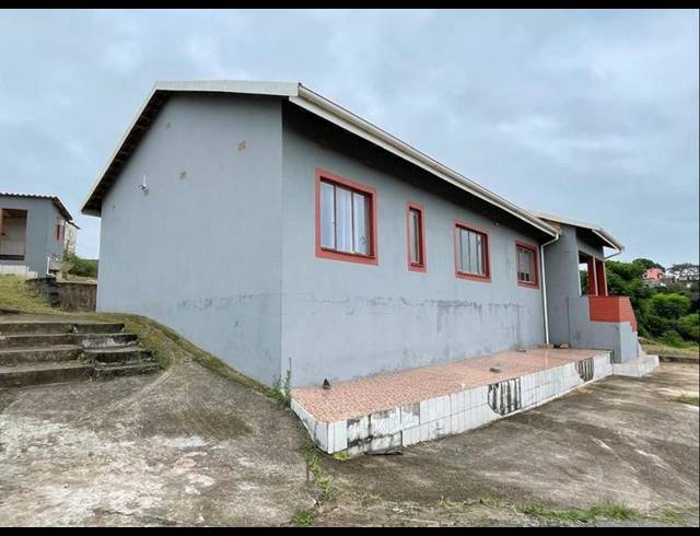 11 BEDROOM HOUSE FOR SALE IN CLERMONT CENTRAL